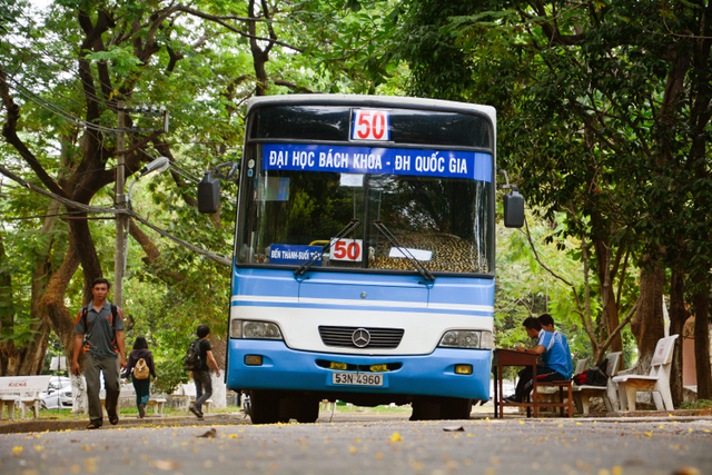 bus-001